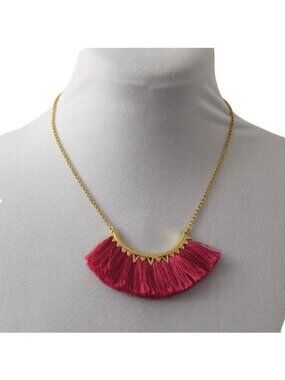 Stella & Dot Eden Fringe Statement Necklace Gold Tone Pink Tassel